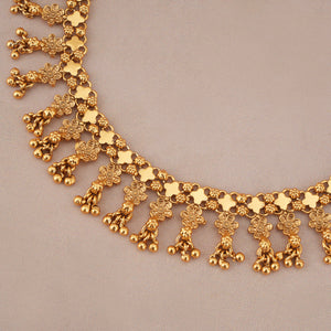 Stunning high gold necklace set