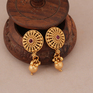 Stunning antique gold rajwadi emerald necklace set