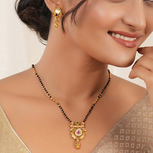 Stunning antique gold stone mangalsutra set with earring