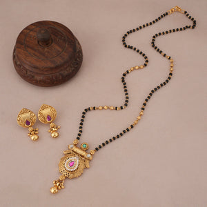 Stunning antique gold stone mangalsutra set with earring