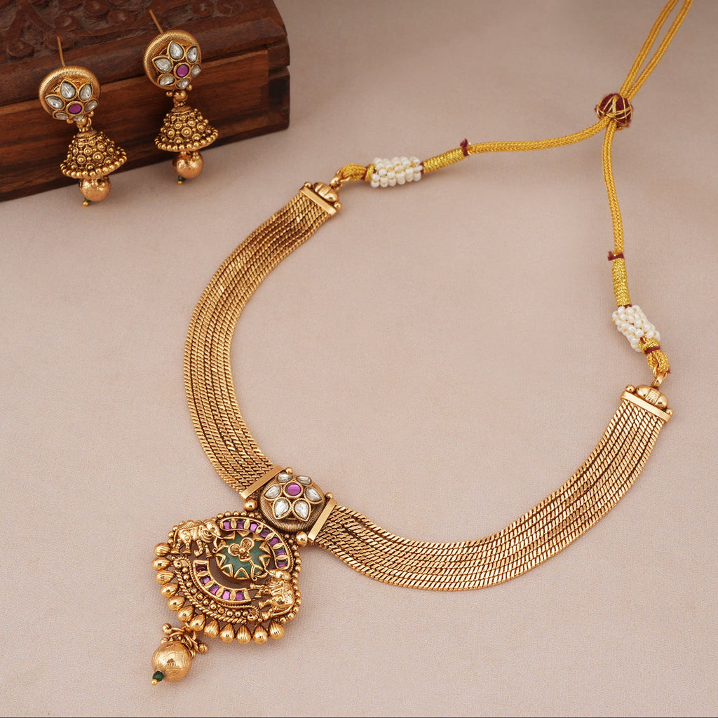 Beautiful antique gold kundan rajwadi necklace set