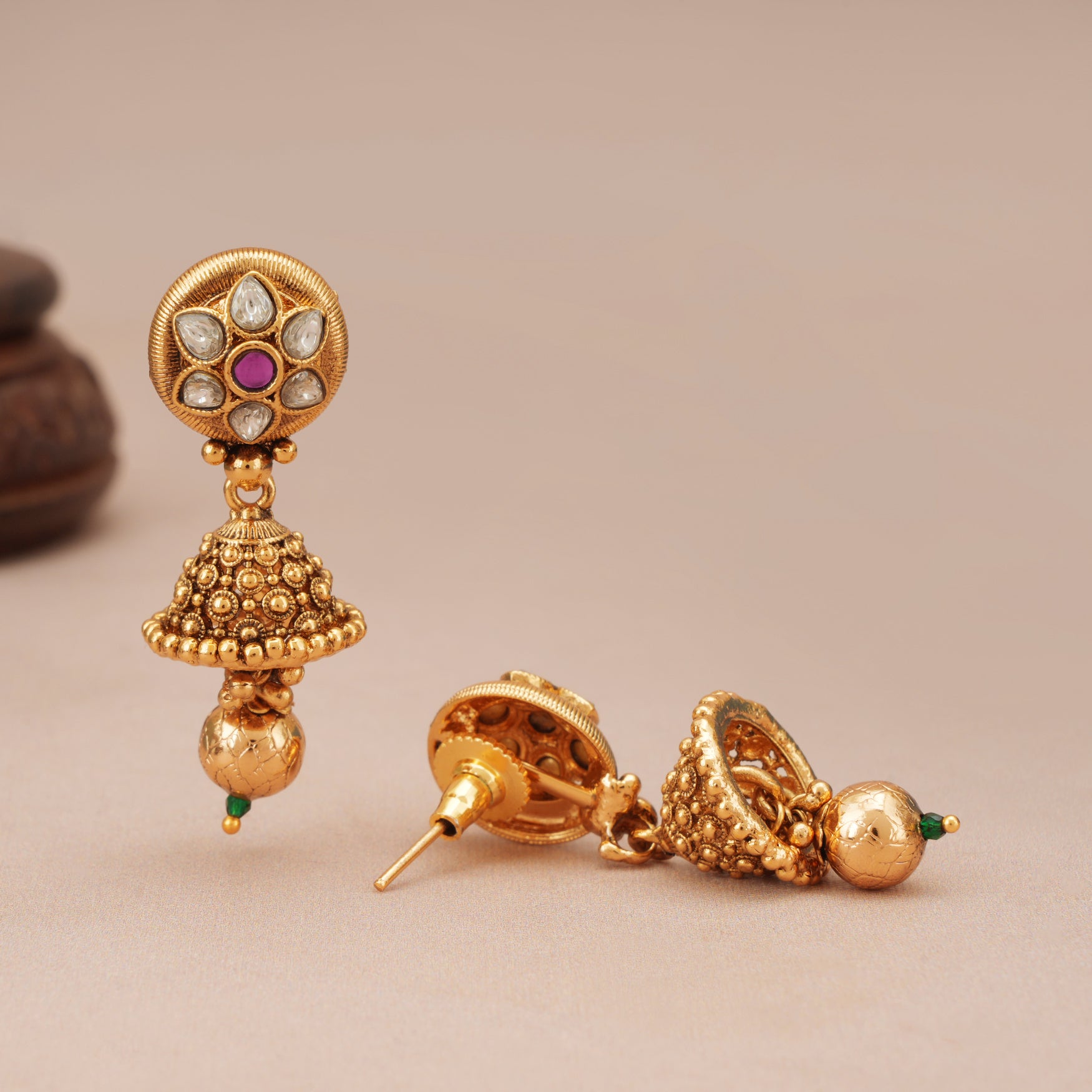 Beautiful antique gold kundan rajwadi necklace set