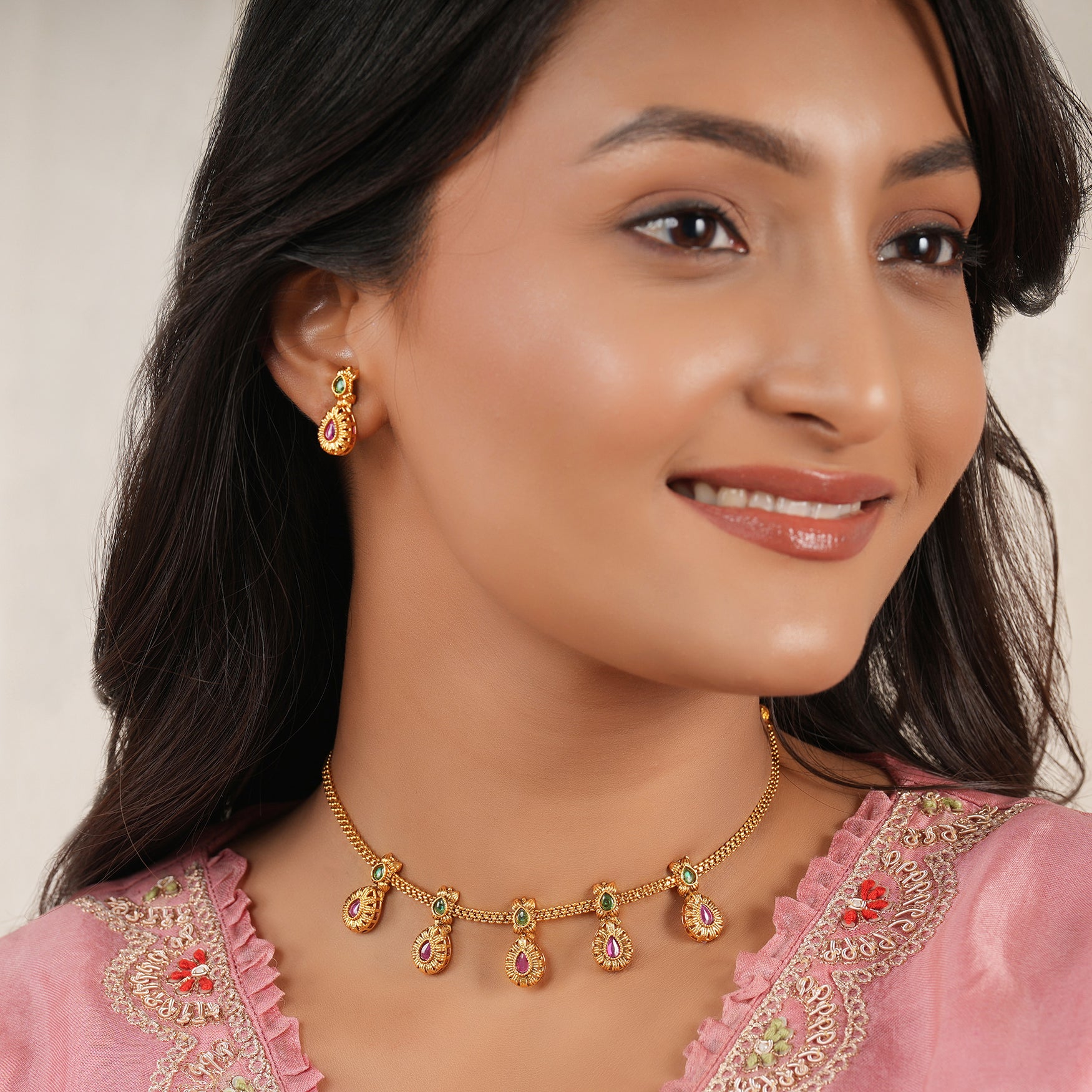 Cute elegant  antique stone gold necklace set