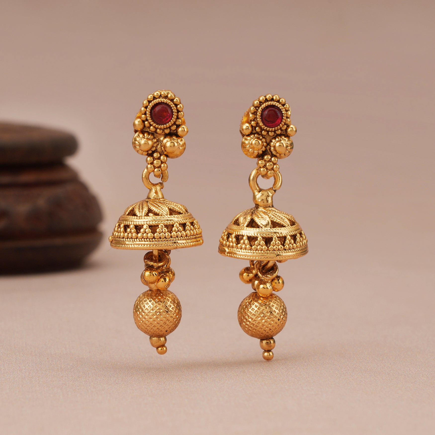 Beautiful antque gold stone necklace with earring