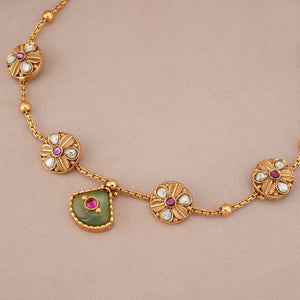 Beautiful gold emerald vada necklace set