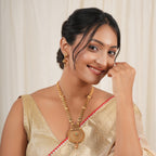 Beautiful antique gold heritage necklace set