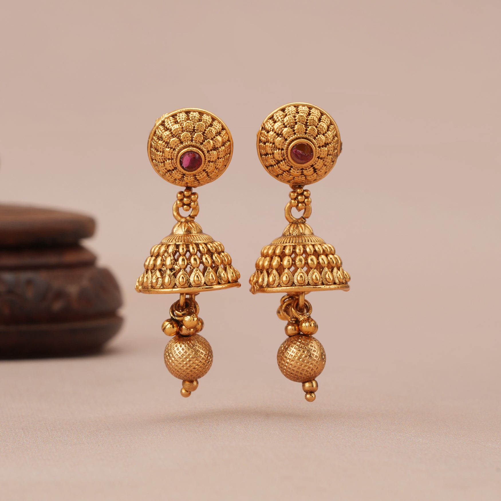 Beautiful antique gold heritage necklace set