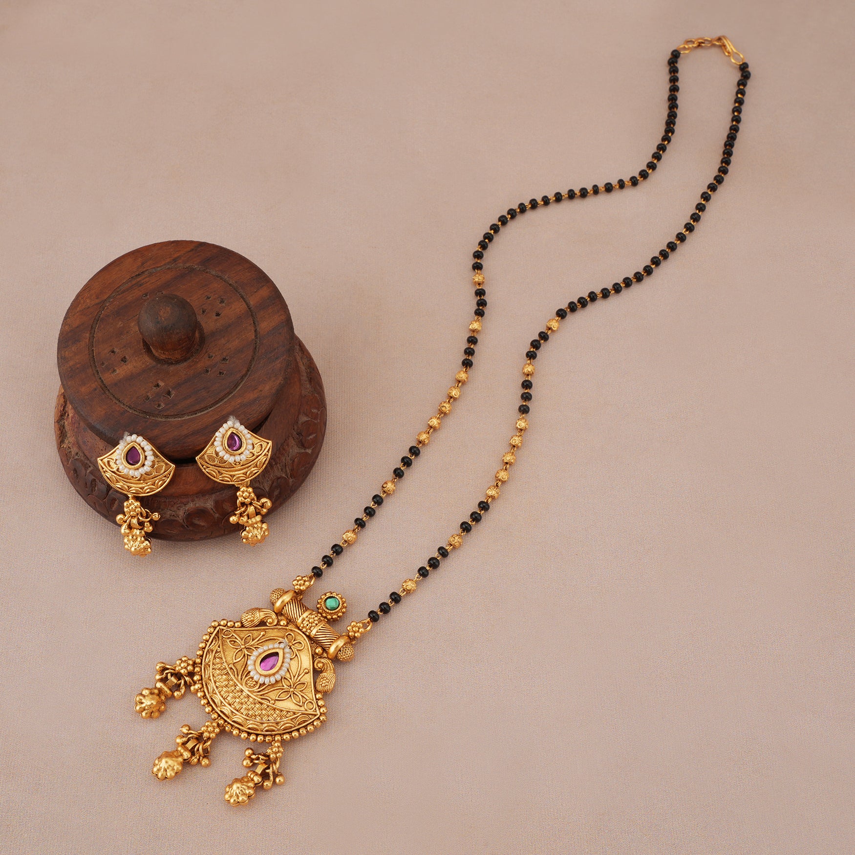 Beautiful antique gold royal chandrika mangalsutra set