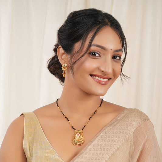 Stunning antique gold ruby bold mangalsutra set