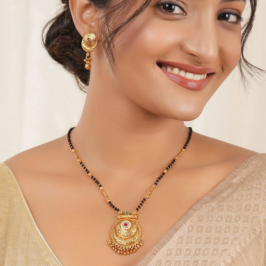 Stunning antique gold ruby bold mangalsutra set