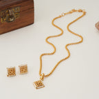 Cute elegant pearl gold plated pendant set