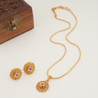 Beautiful floral stone antique gold pendant set