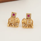 Beautiful elephant gold plated pendant set