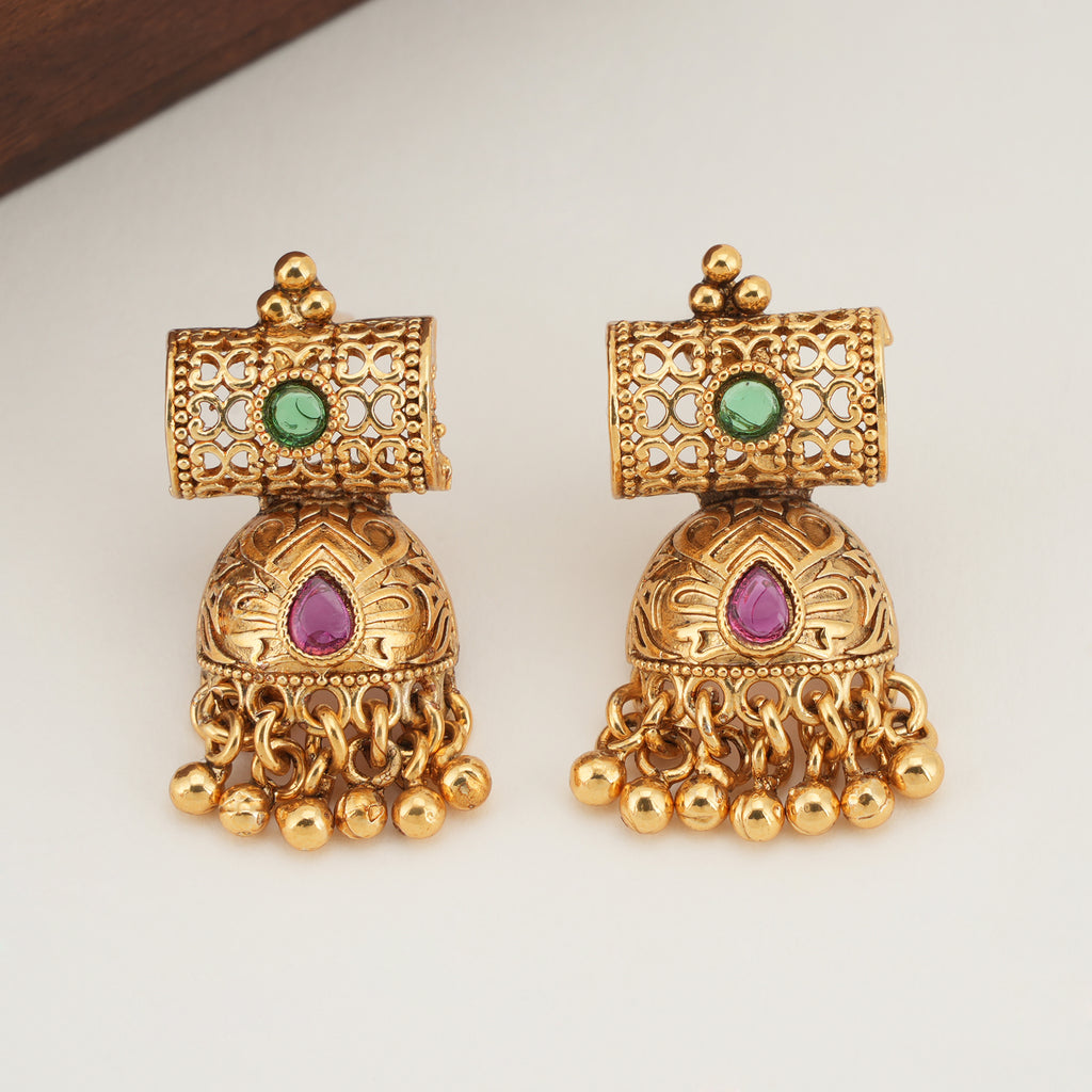 Cute elegant gold stone pendant set
