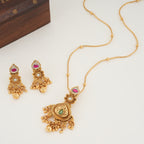 Beautiful stone gold plated pendant set with earring