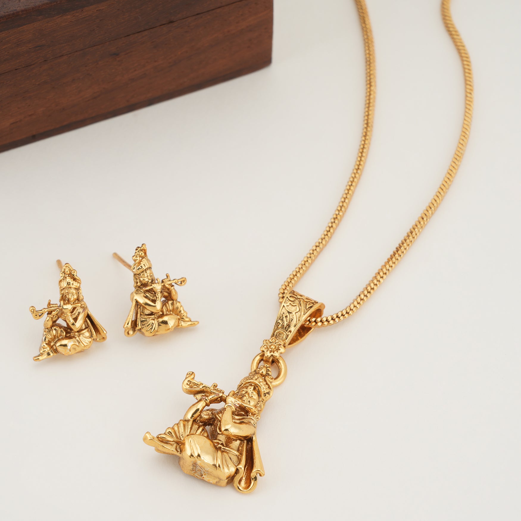 Beautiful plain gold krishna pendant set