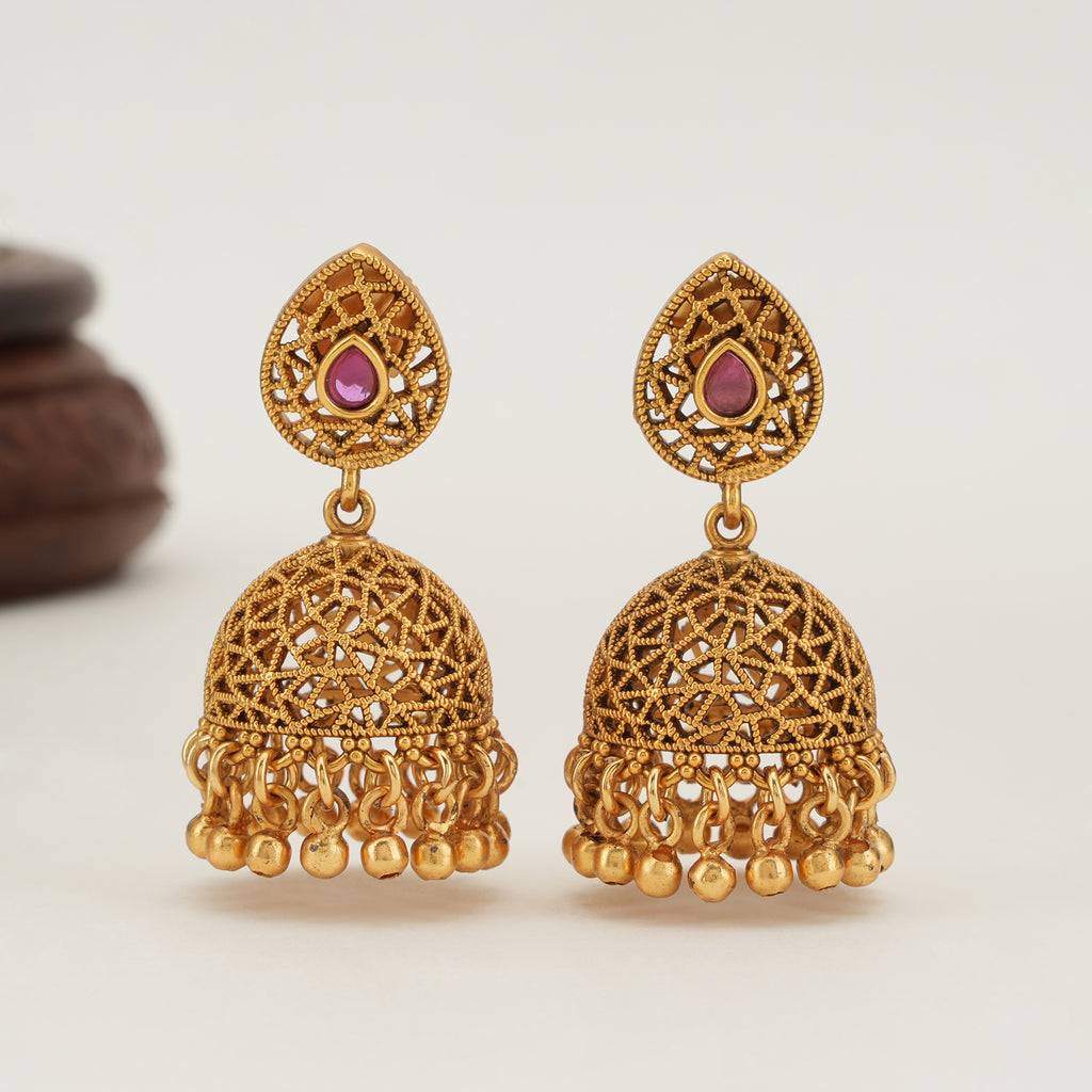 Cute filigree gold jhumka earring