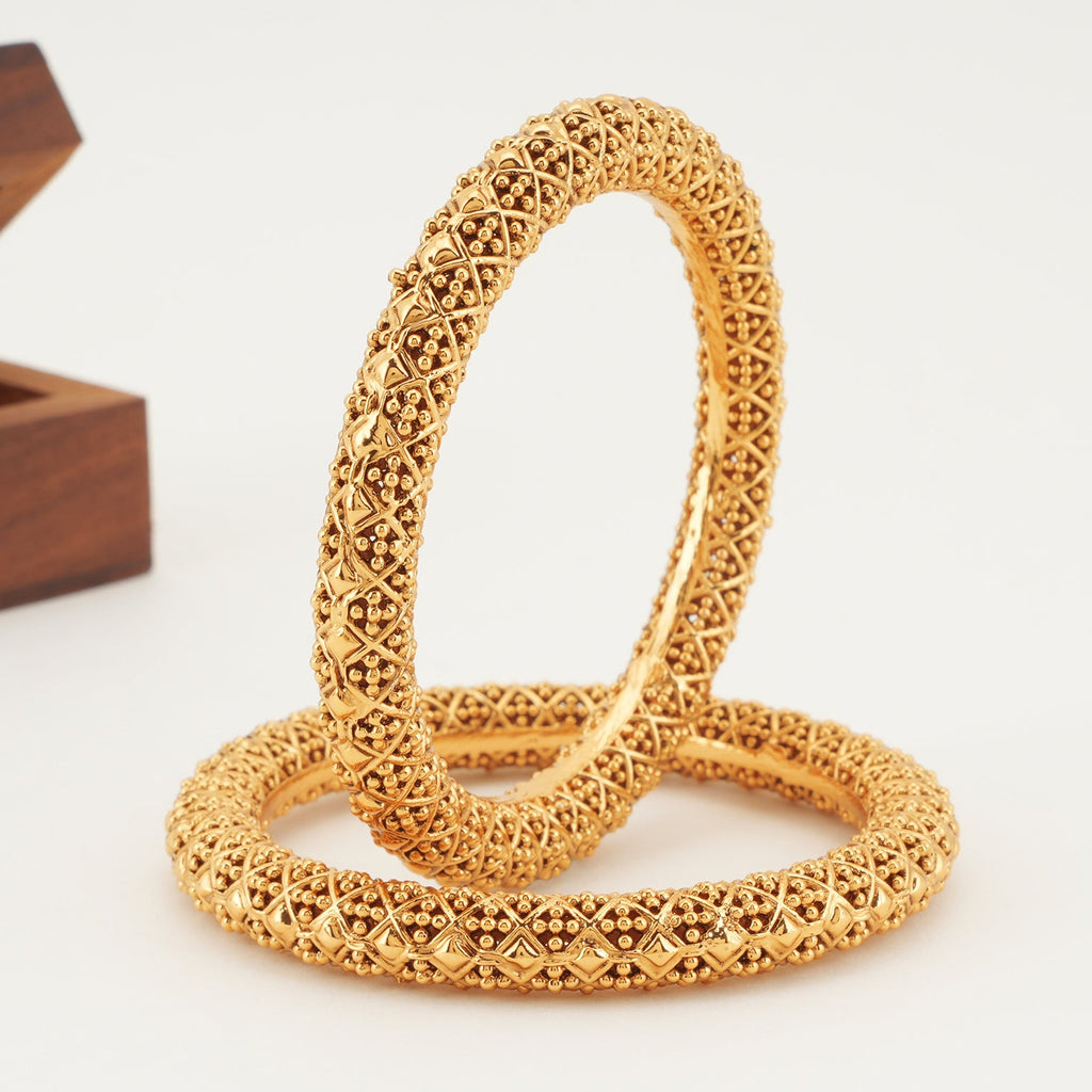 Stunning gold plated bangle set