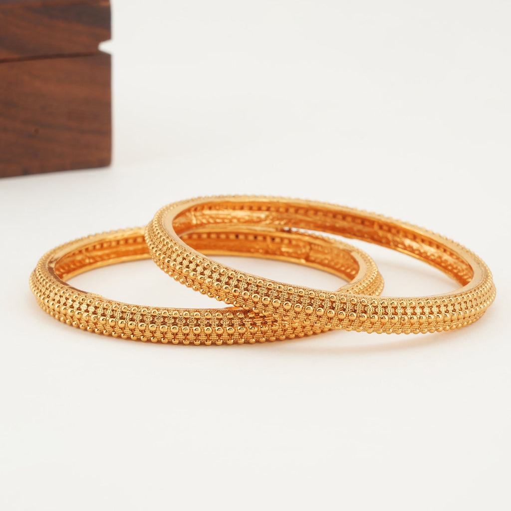 Beautiful elegant gold bangle set