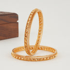 Sleek plain gold bangle set