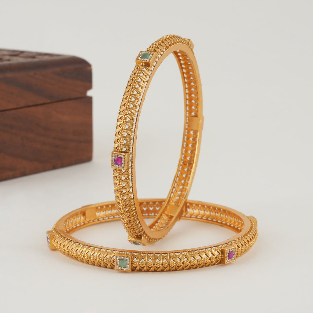 Beautiful stone gold bangle set