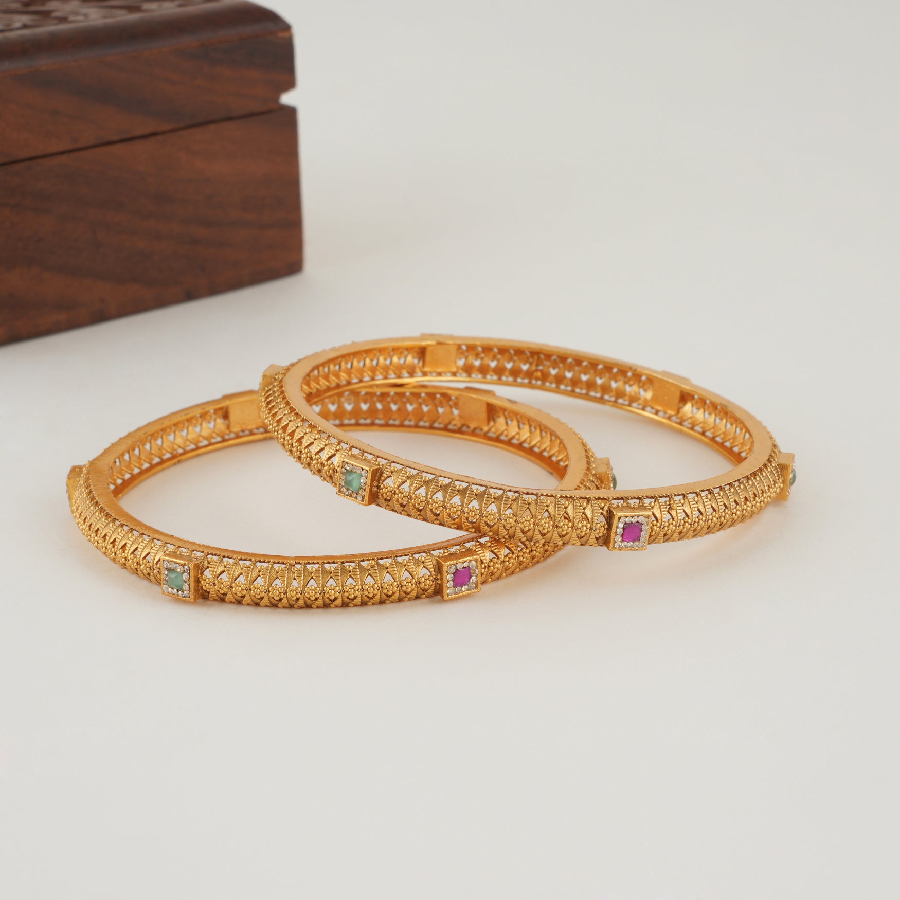 Beautiful stone gold bangle set