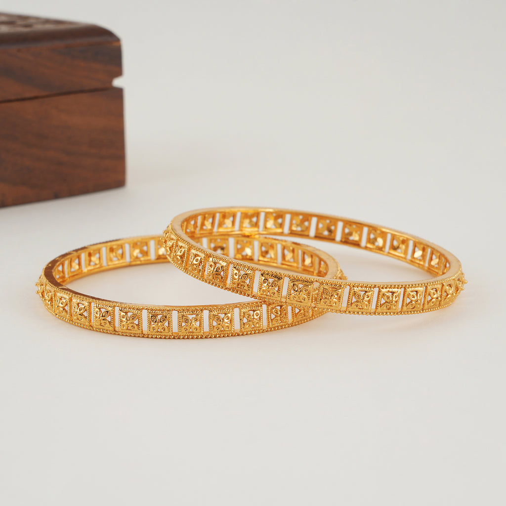 Beautiful plain floral gold bangle set