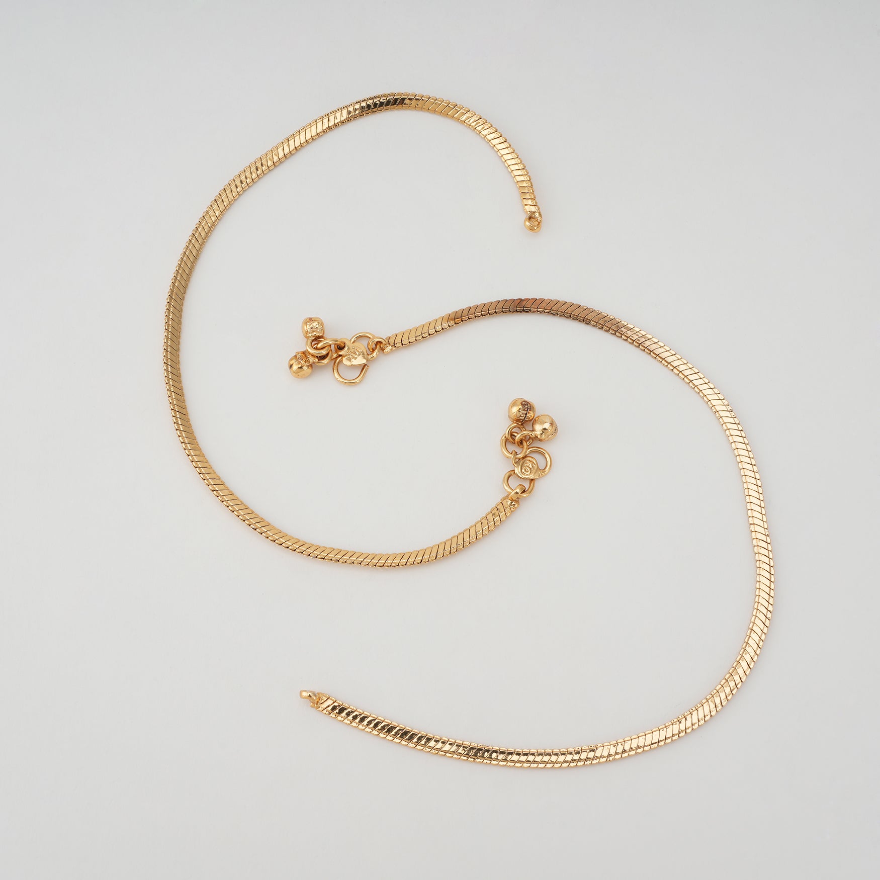 Plain snake gold anklet