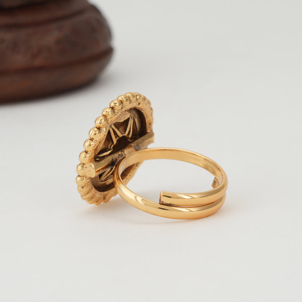 Stunning hexagon gold ruby finger ring