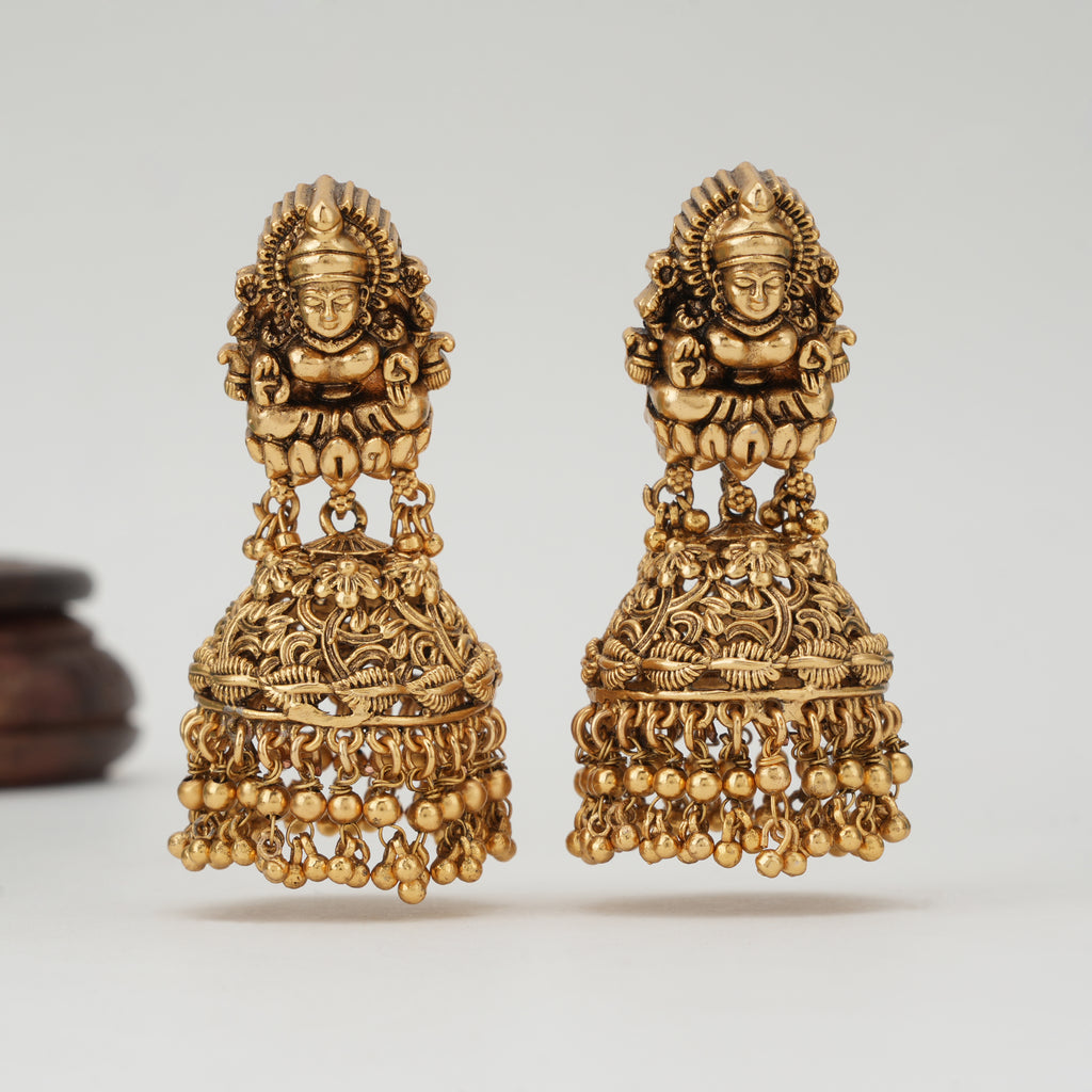 Beautful plain maa lakshmi gold earring