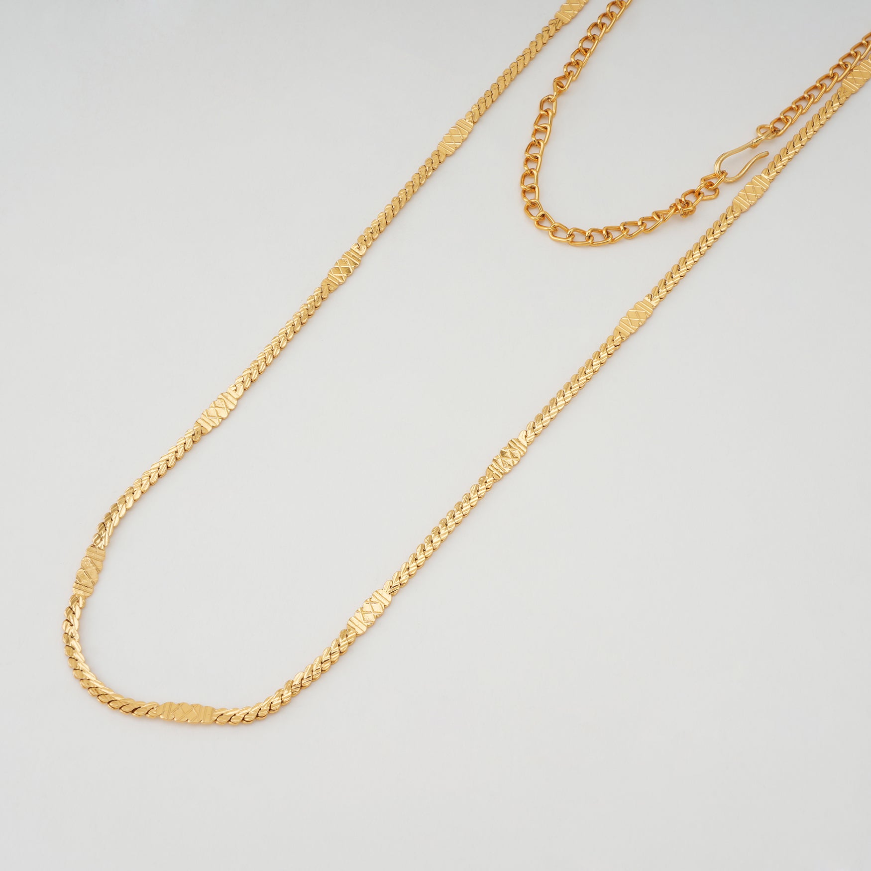 Plain folding gold chain