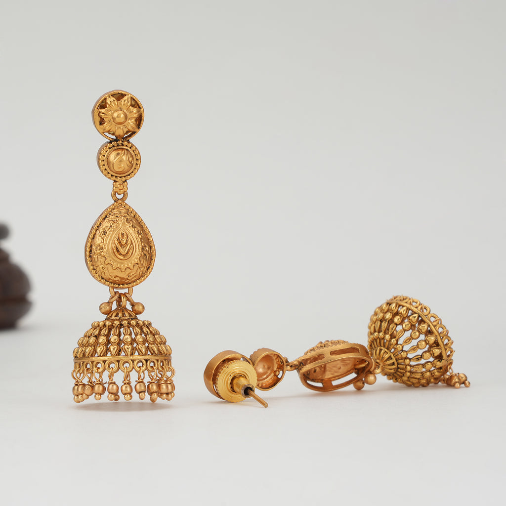 Plain jhumka gold earring