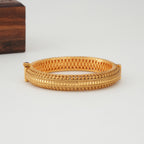 Stunning plain gold broad kada