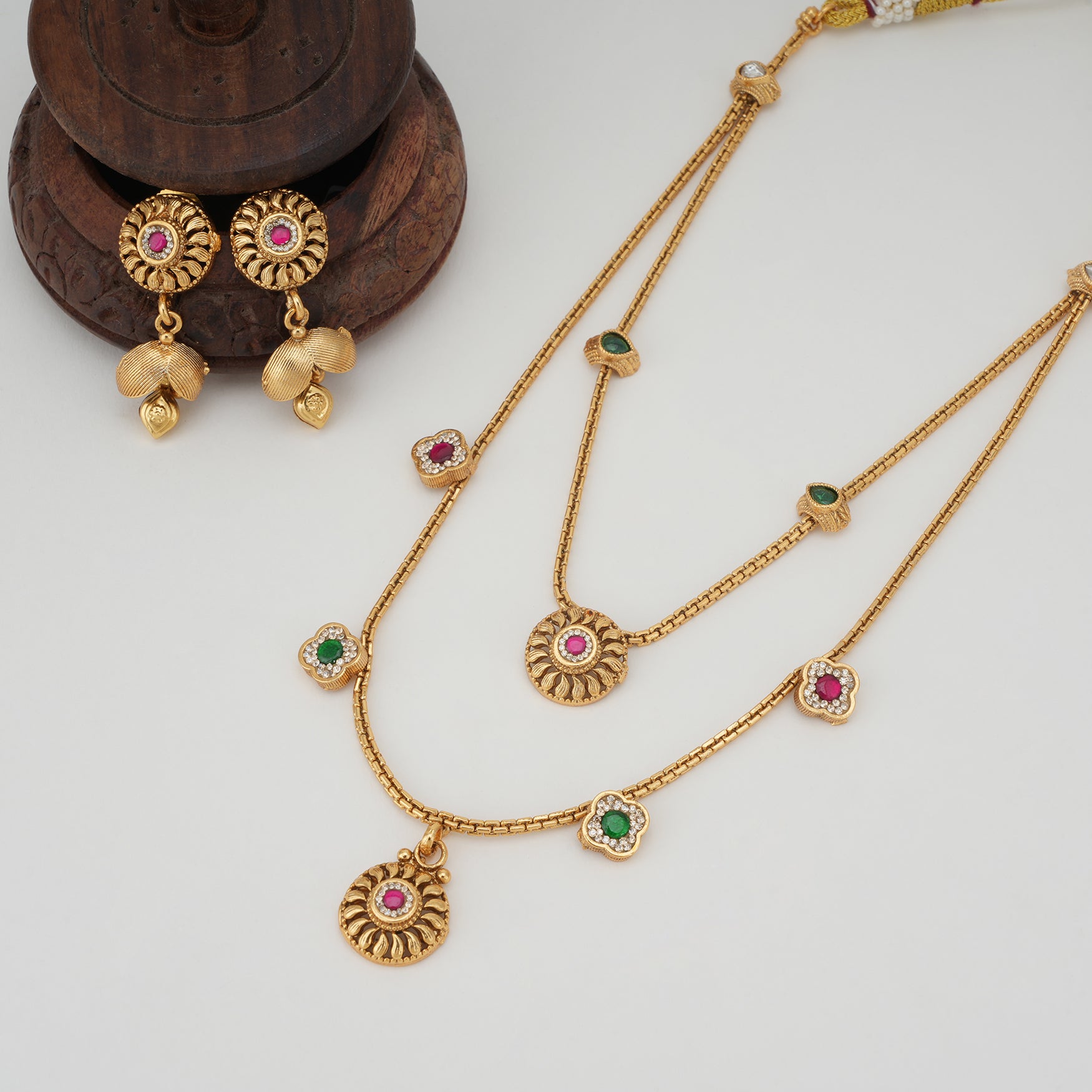 Beautiful multicolor stone layer neckalce set