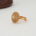 Plain gold finger ring