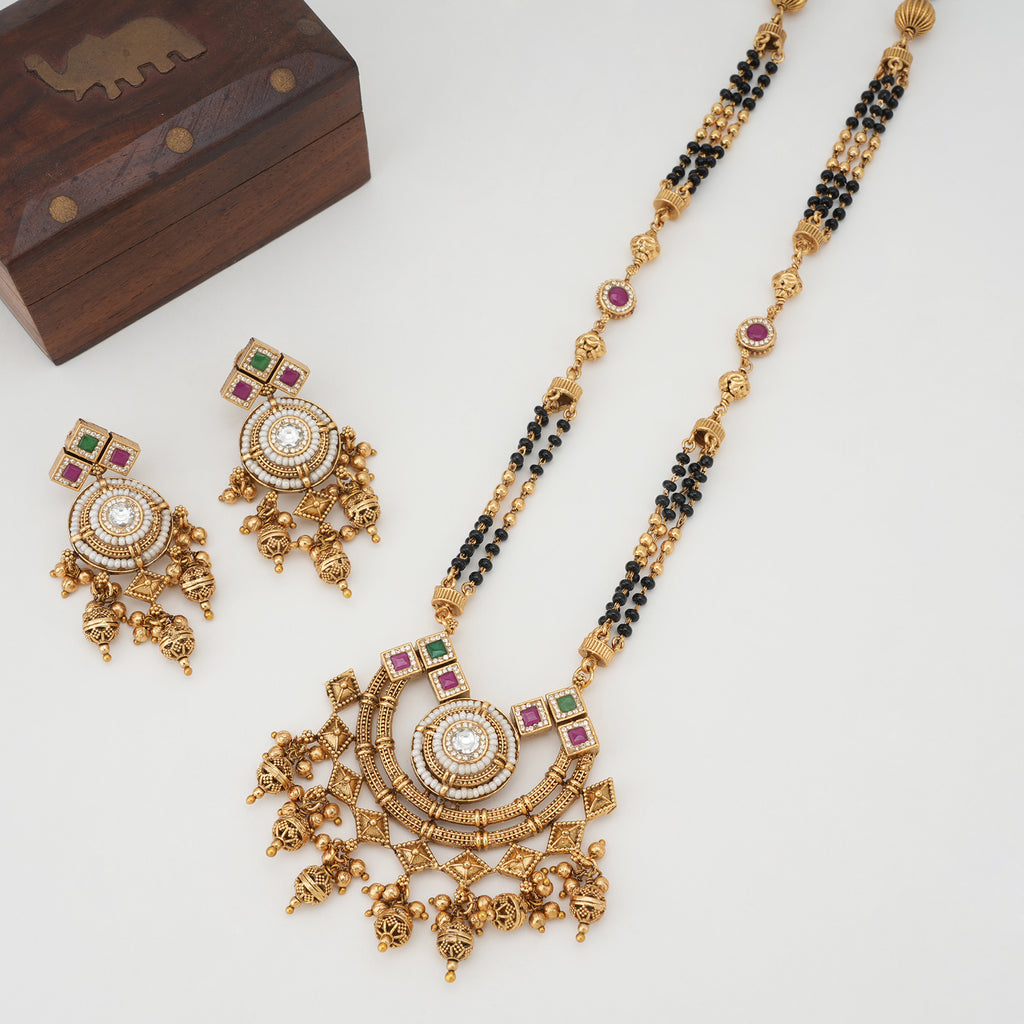 Long multicolor stone mangalstura set