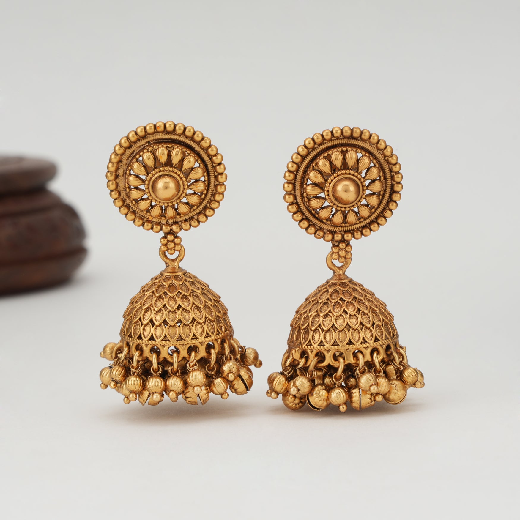 Stunning long antique gold necklace set