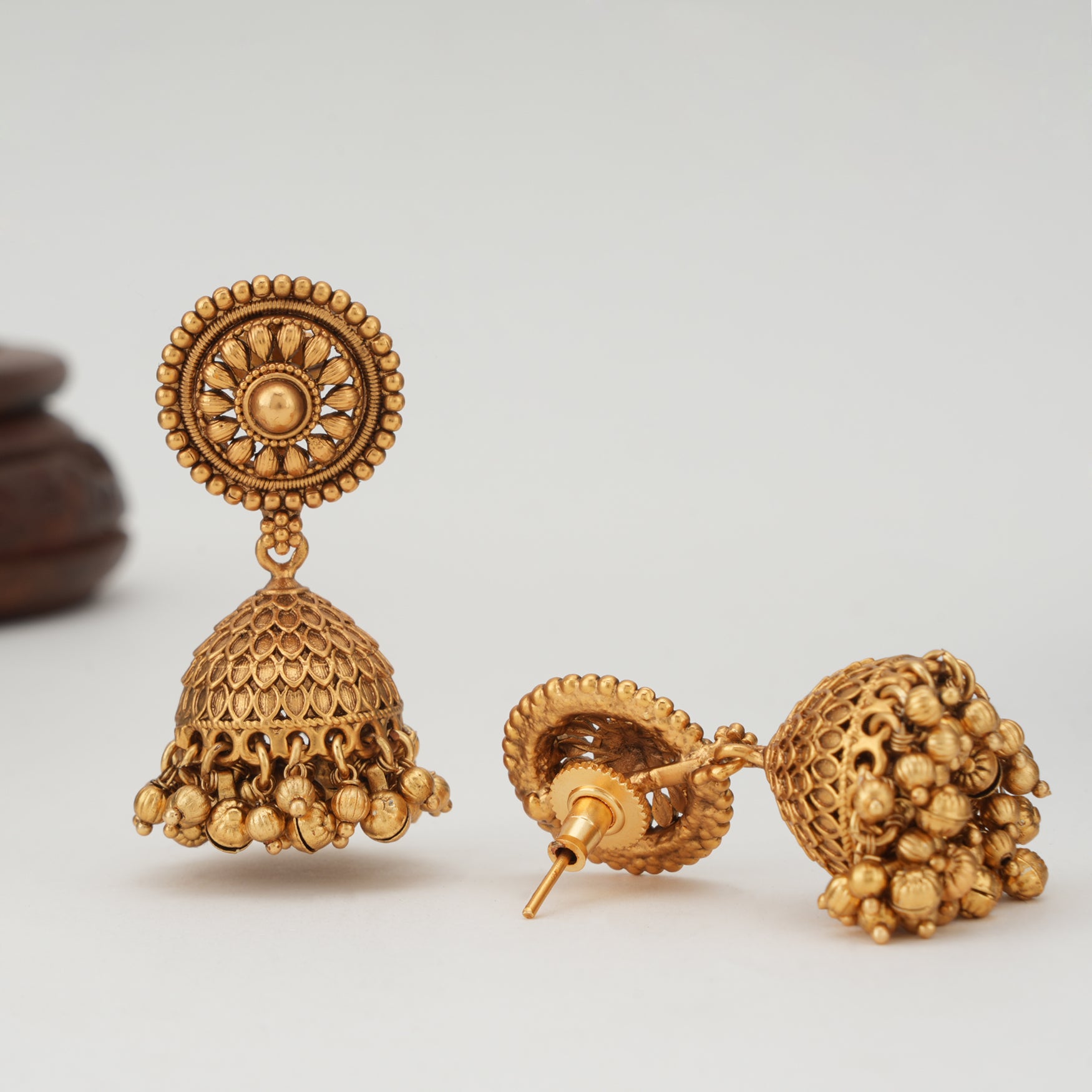 Stunning long antique gold necklace set