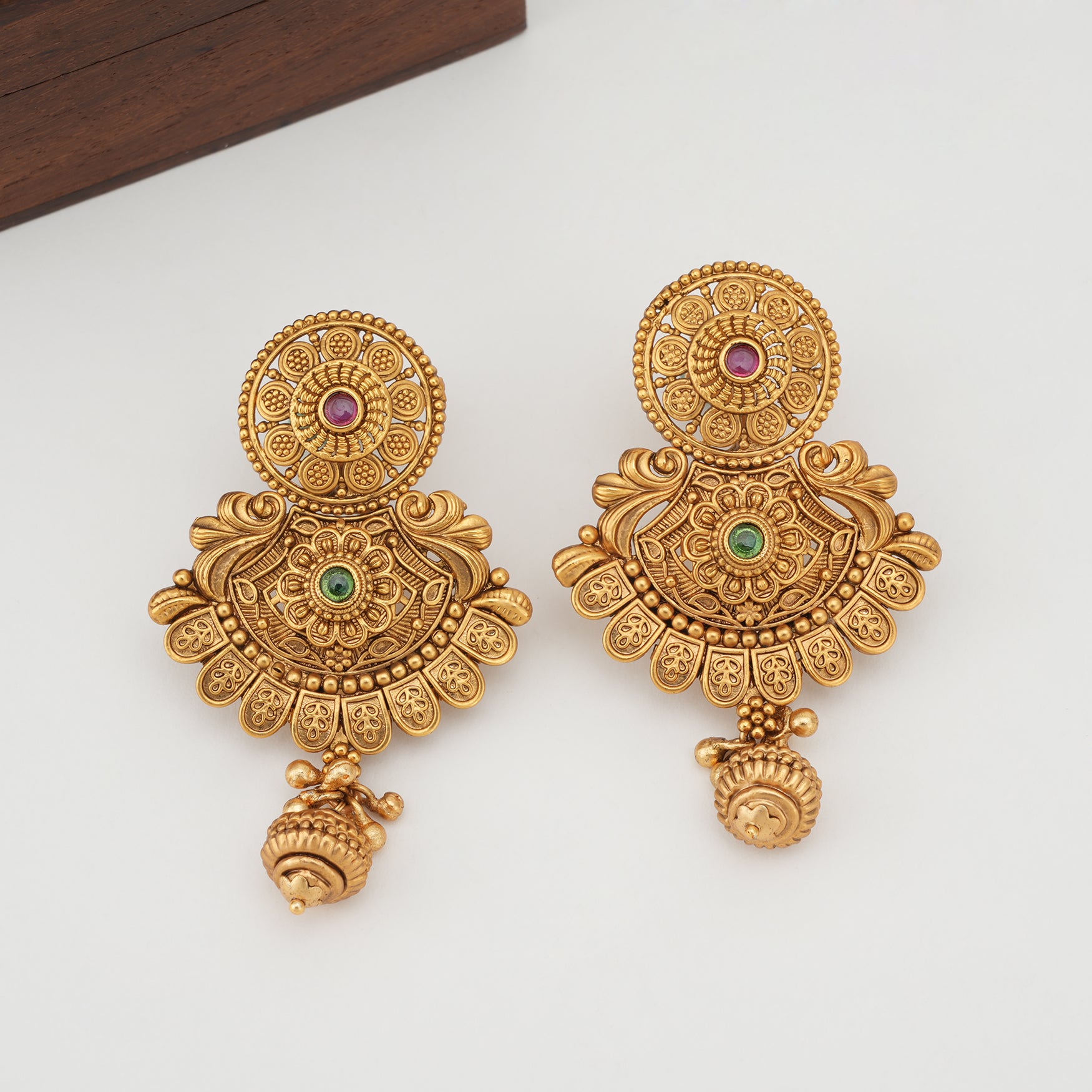Beautiful long stone necklace set with earring