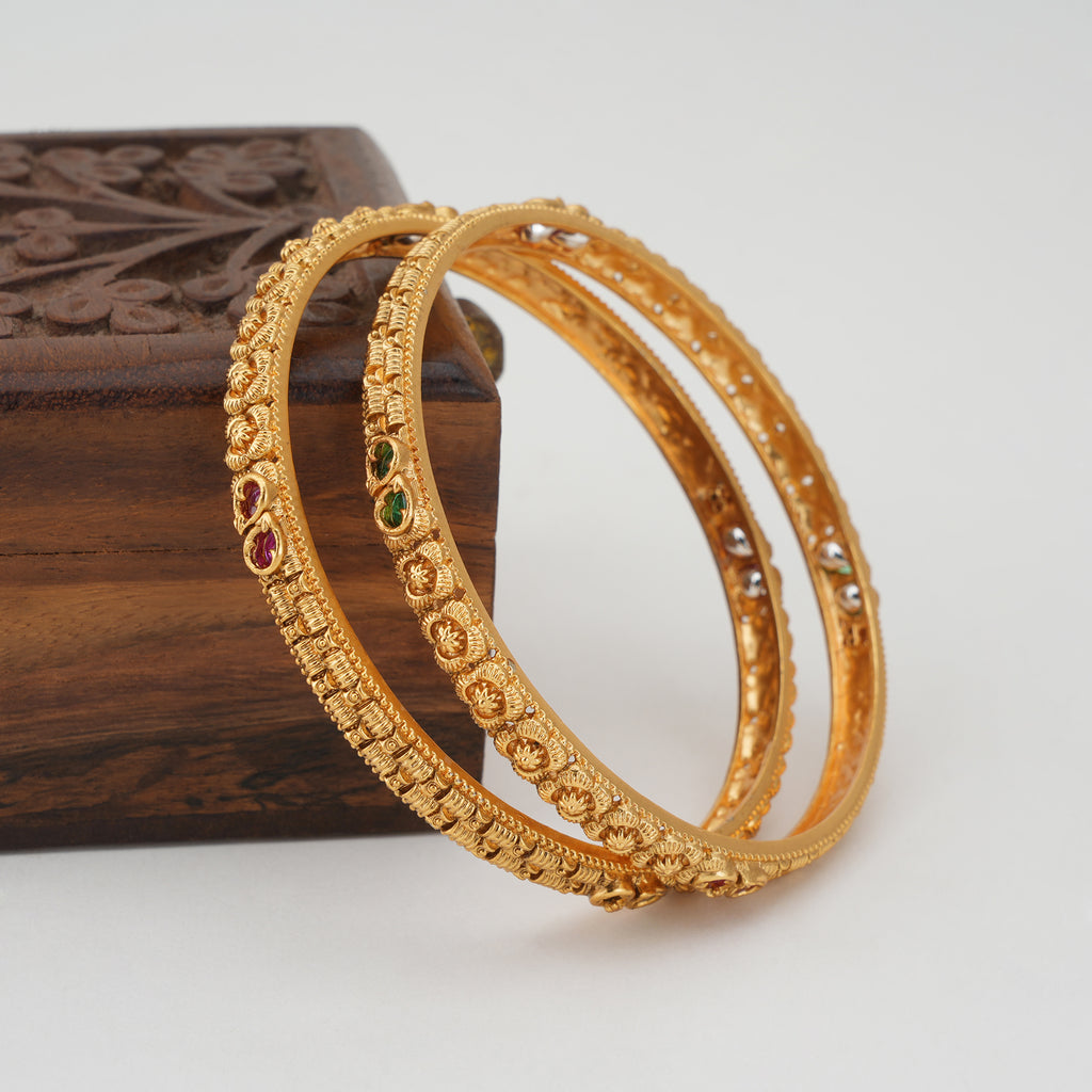 Sleek elegant gold stone bangle set