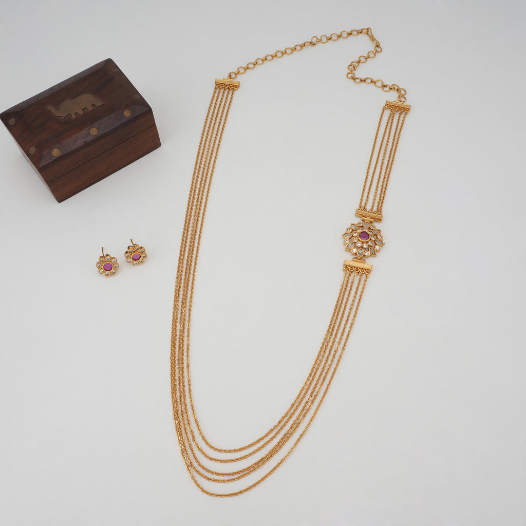 Beautful side brooch  gold chain necklace set