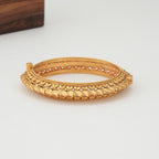 Stunning plain gold pacheli kada bangle