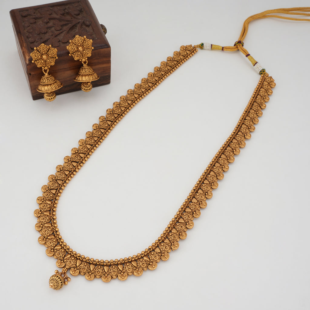 Stunning long antique gold necklace set