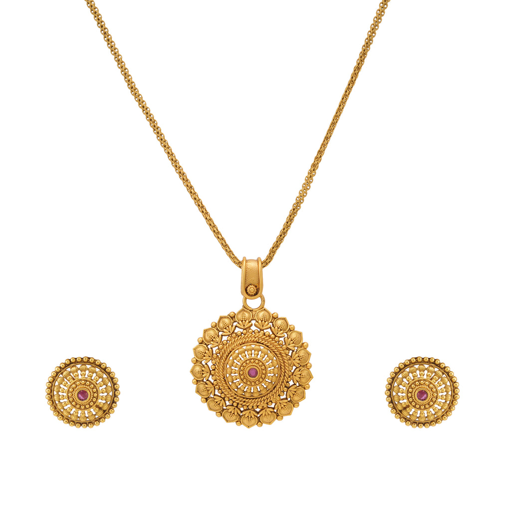 Beautiful floral antique gold pendant set