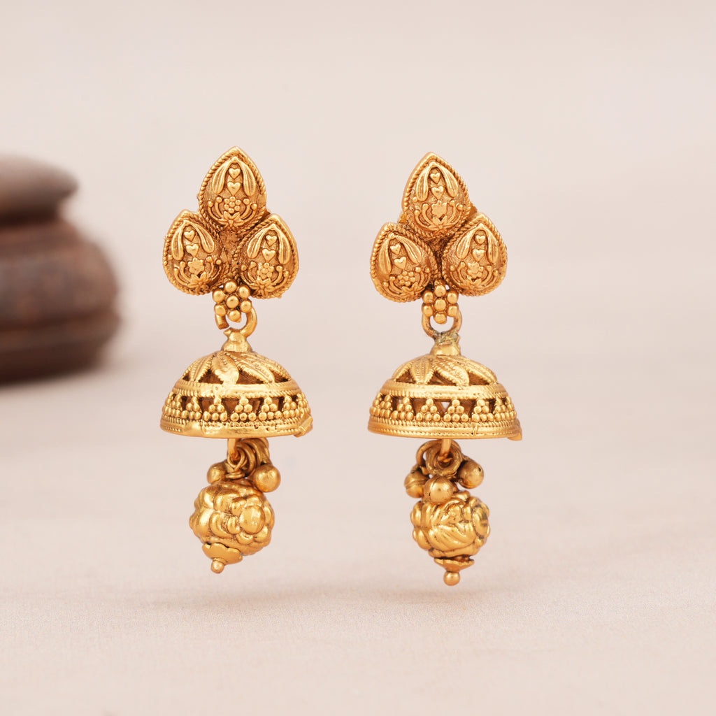 Stunning plain antique gold necklace set