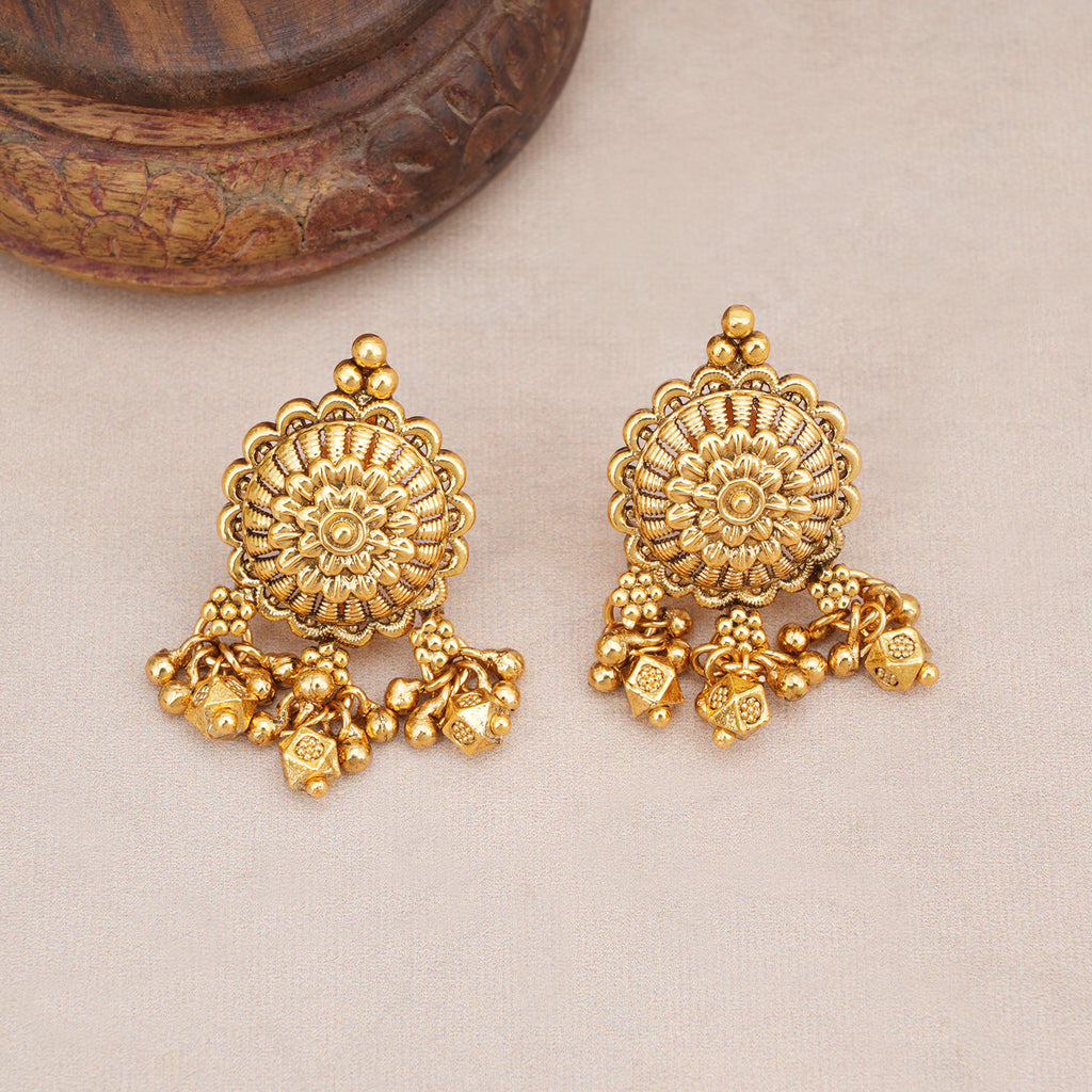 Stunning antique gold necklace set