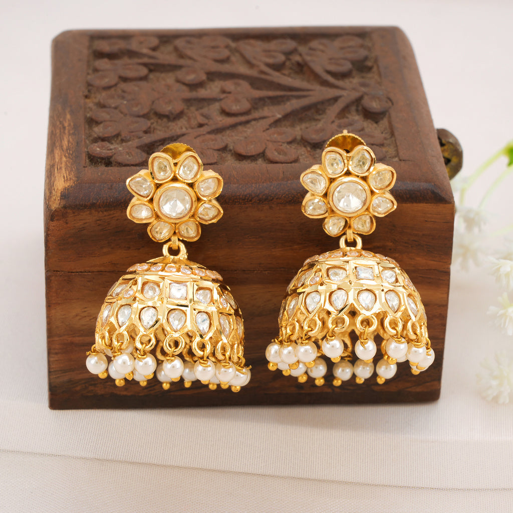 Stunning Kundan Choker Set with Pearl Drops