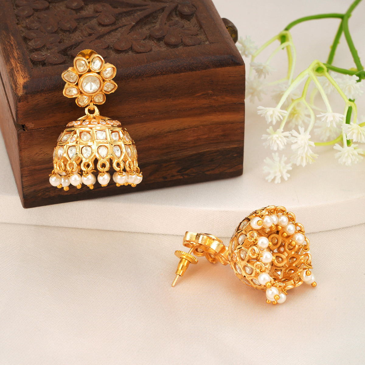 Stunning Kundan Choker Set with Pearl Drops