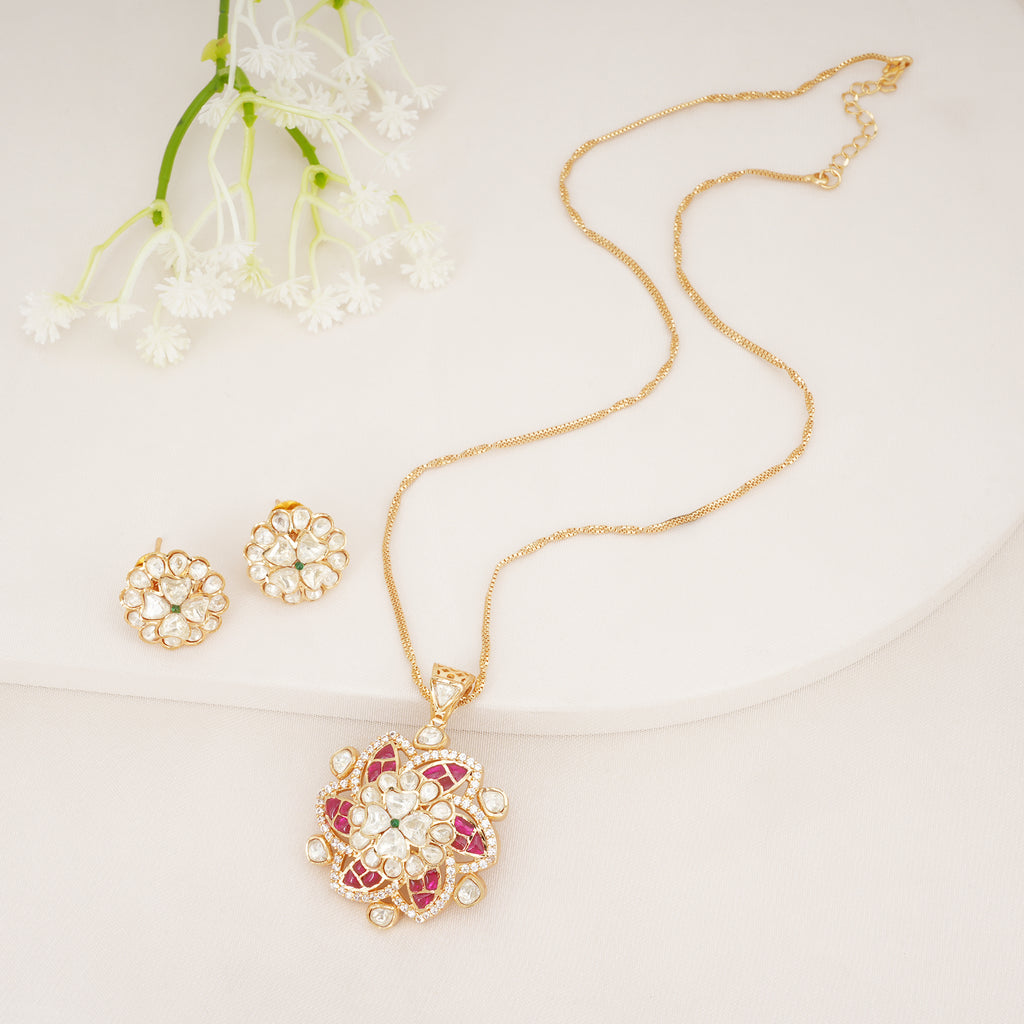 Floral Kundan Pendant Set