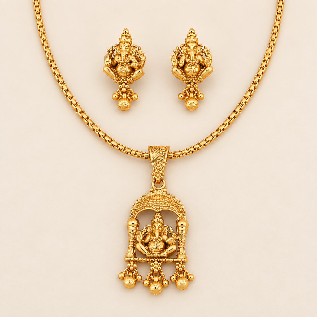 Stunning antique gold ganesh pendant set